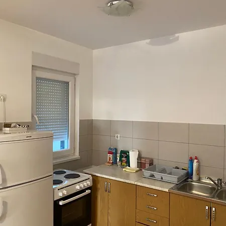 Uljarevic * 特雷比涅