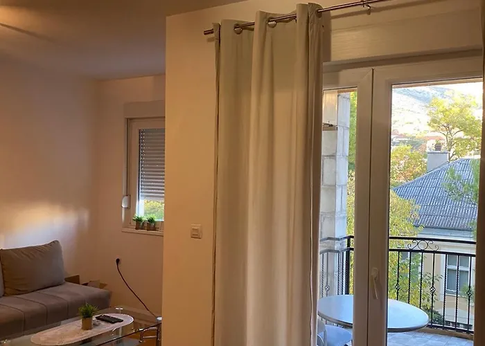 Uljarevic شقة تريبينيي